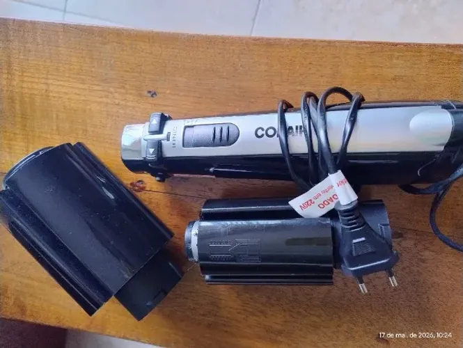 Escova secadora rotativa CONAIR DIAMOND - 220v semi-nova