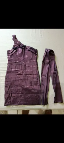 Vendo belo vestido de Festa.