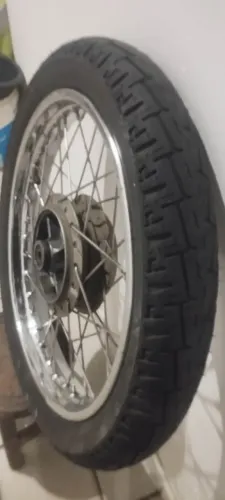 Pneu CG 160
