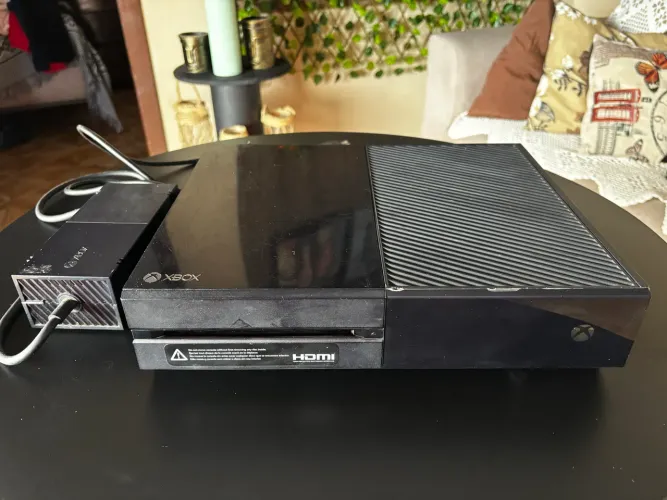 Xbox One Original + Fonte Original + Controle (Para Conserto/Peças)