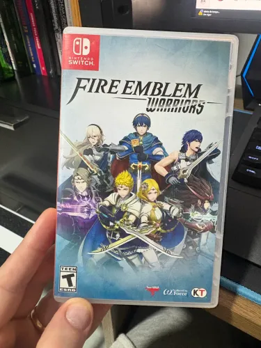 Fire Emblem Warriors - Switch (Venda ou troca)