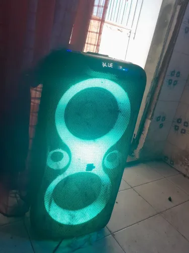 Vendo caixa de som pulse mto alta qualidade tpp