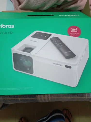 Vendo projetor Intelbras semi novo em perfeito estado de conservação