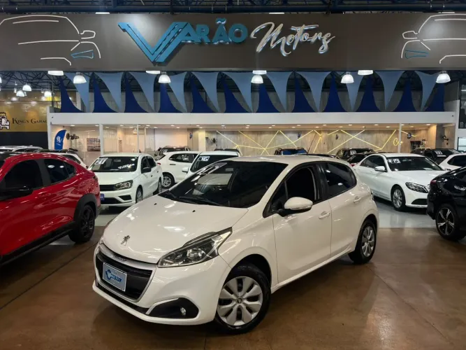 Peugeot 208 Active 1.2 Flex 12V 5P Mec. 2017