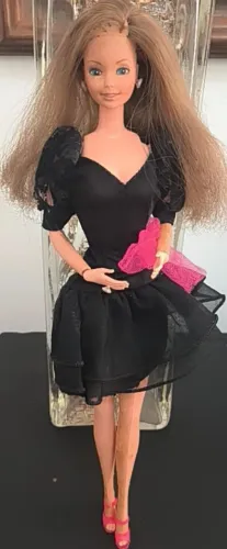 Barbie Estrela de 84., ( Barbie de Botão)