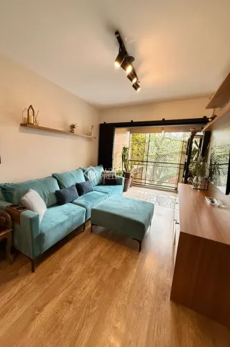 Apartamento à venda no bairro Cristo Redentor, 76m² com 2 dormitórios/quartos disponíveis.