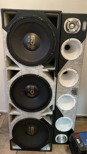 Som automotivo completo 3x4, só pegar e ser feliz. 