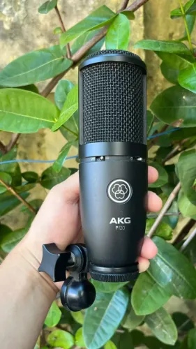 Microfone AKG P120