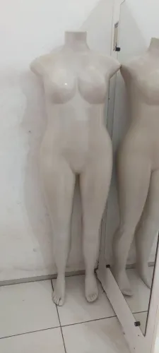 Manequim plus size