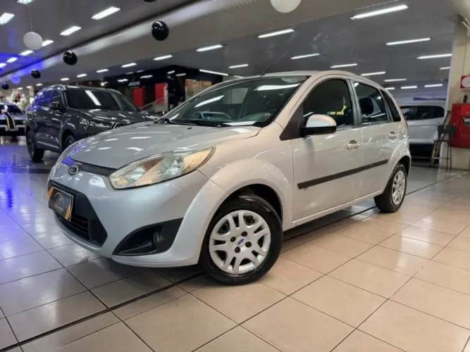 Ford Fiesta 1.6 16V Flex Mec. 5P 2014