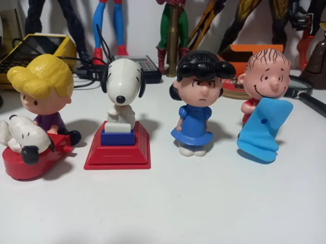 BONECOS TURMA DO SNUP MAC DONALDS