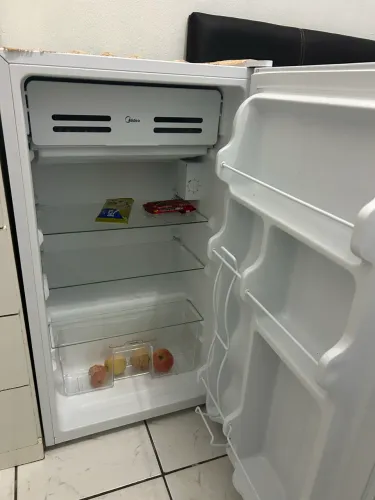 Vendo frigobar 93 litros