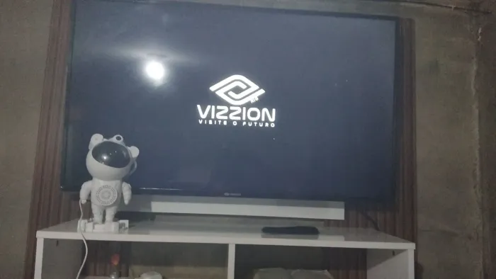 Pra vender  hoje TV 43 polegadas smarte 1200