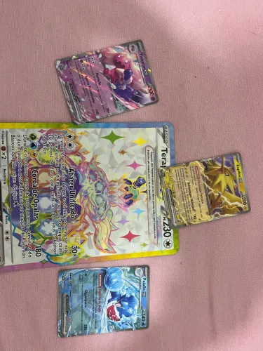 Cartas Pokémon preço variado