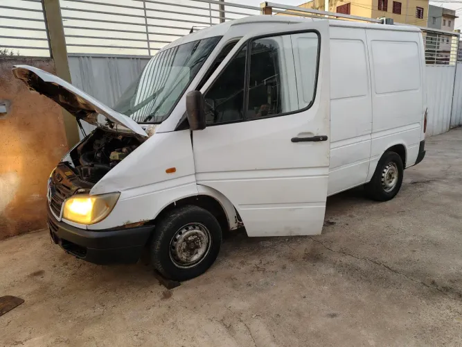 SPRINTER 313 2005 FURGÃO CURTO COM REPAROS *NO ESTADO* LEIA