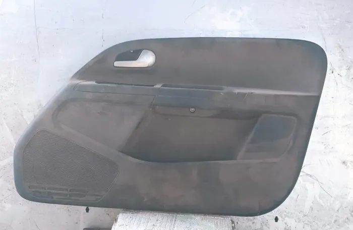 Forro de porta dianteiro direito Volkswagen up 2017