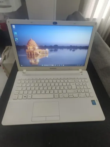 Notebook Samsung core i5 8 gigas com SSD