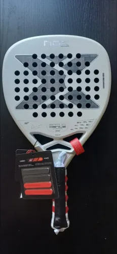 Raquete de Padel Adidas Nox AT10 12k