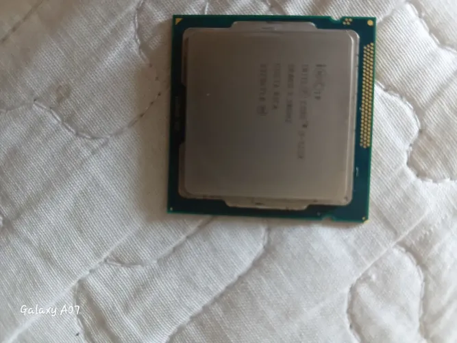 Intel core I3 3220