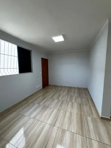 Apartamento 2 Quartos Reformado no Piratininga R$ 199 Mil | Isento de IPTU
