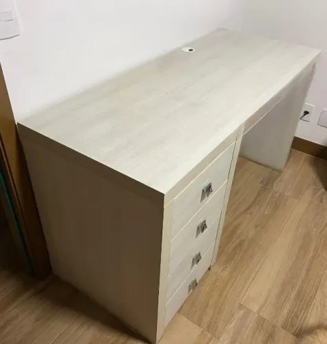 Mesa de escritório 
