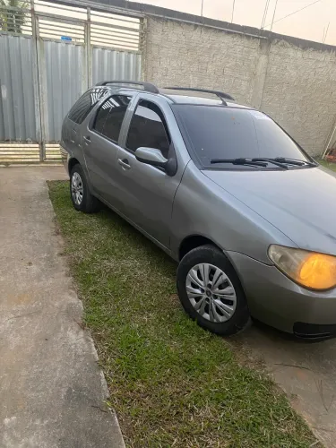 Fiat Palio Weekend HLX 1.8 MPI Flex 4P 2005