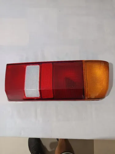 Lanterna Traseira Ford Verona 1990 a 1992 - Lado Esquerdo
