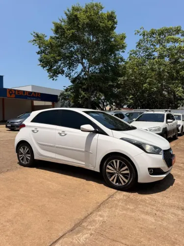 Hyundai HB20 Unique 1.0 Flex 12V Mec. 2019