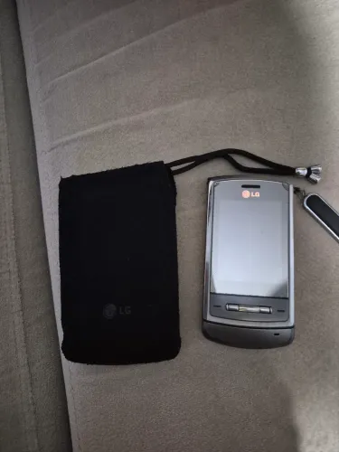 Celular LG SHINE ME 970 D