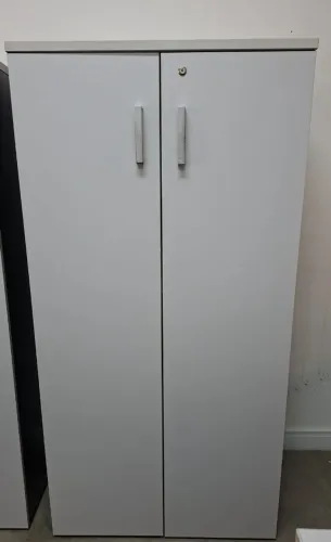 ARMÁRIO ALTO, 2 PORTAS PARA ESCRITORIO