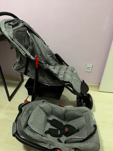 Carrinho de bebê cosco kids