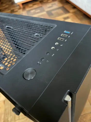 Gabinete Galax Quasar