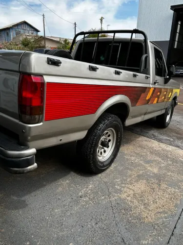 Ford F-1000 Super Diesel / Super Diesel Turbo 1994