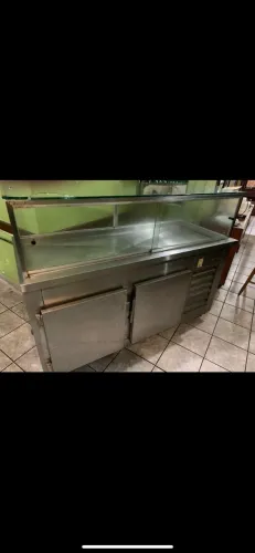 GELADEIRA COM EXPOSITOR INOX COM CONTROLE DE TEMPERATURA - 220V