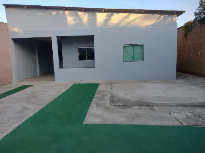 Alugo excelente casa em Marbella - Nova Almeida (3 quartos)