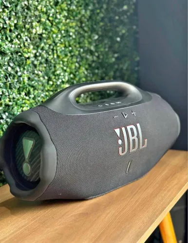 JBL Boombox 4