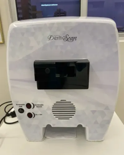 Derma Scan (Luz de Wood) A Verdadeira Análise Facial!