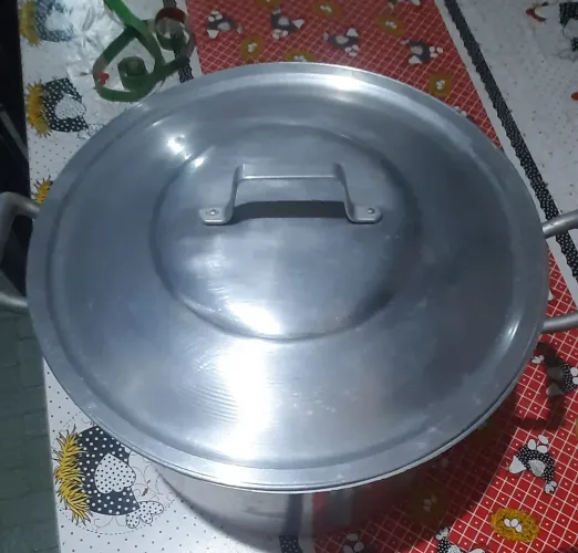 Panela industrial alumínio. 40cm diâmetro.
