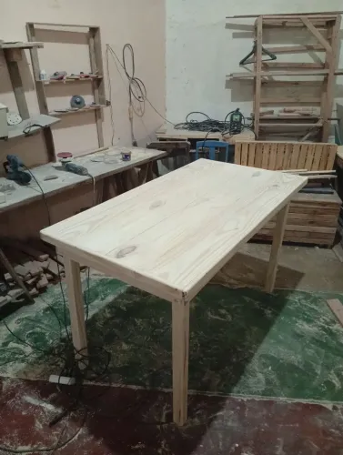 Mesa de madeira maciça 1,50x0, 80