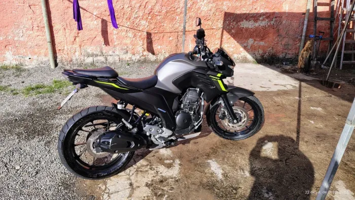 Yamaha FZ25 Único dono