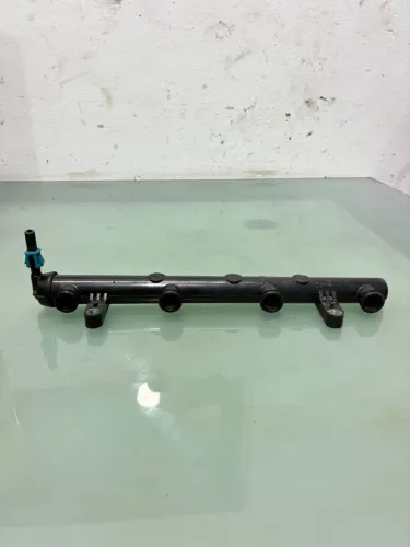 Flauta Bico Injetor Gm Corsa/Meriva/Onix/Prisma 2018/19 25365492a Original