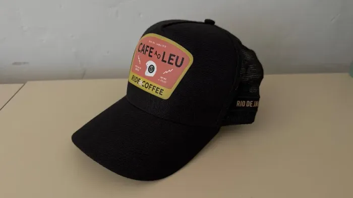 Boné Trucker Café ao Leu