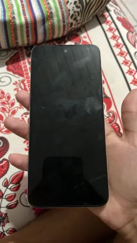Vende celular Redmi12 