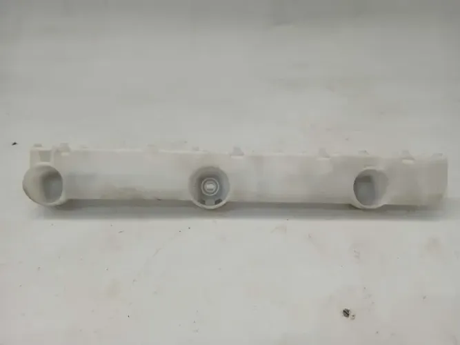 GUIA DIREITA PARACHOQUE TRASEIRO NISSAN VERSA 2012/2019