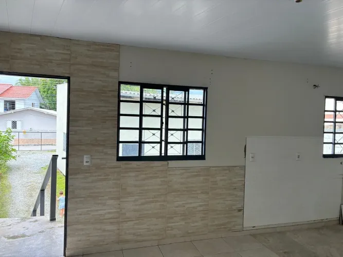 apartamento com 2 quartos no 2 andar com lavanderia e estacionamento no bairro Pacheco