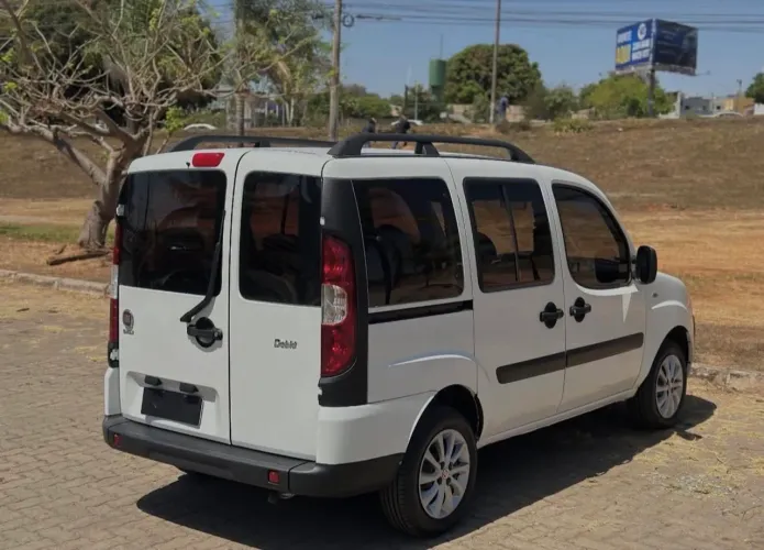 Fiat Doblo Essence 1.8 Flex 16V 5P 2018