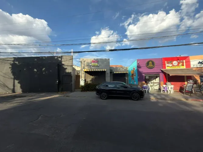 Imóvel para aluguel possui 130 metros quadrados em Jardim Imperial - Cuiabá - MT