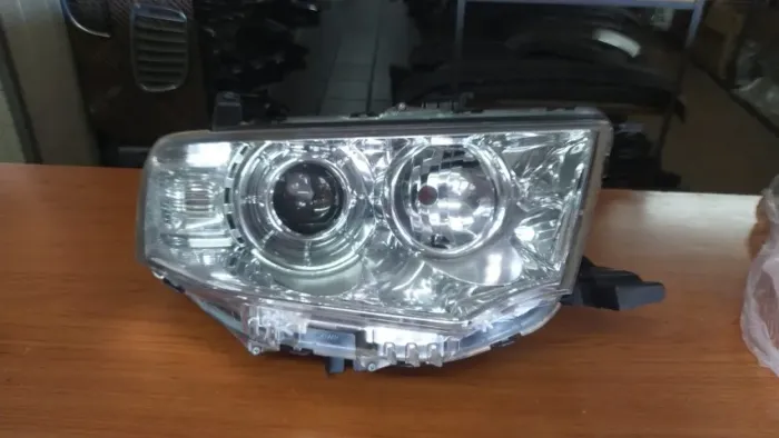 Farol L200 Triton Dakar 2009 ate 2015