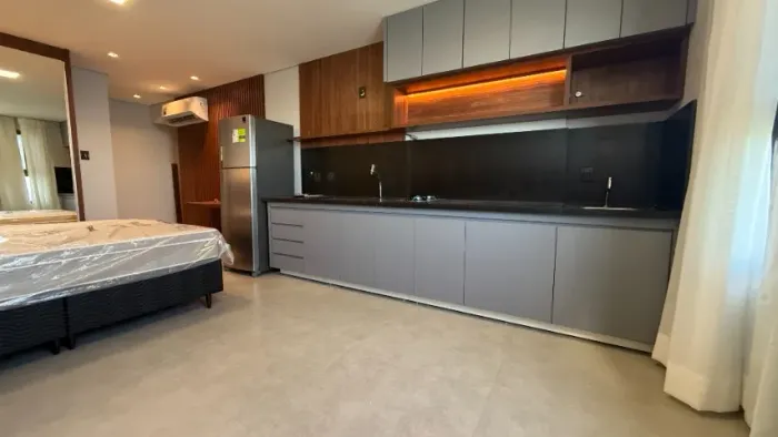 Studio Mobiliado Frente Lago no You By Fama | Último Andar | Investimento