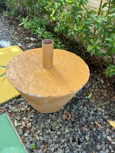 Duas bases para guarda sol